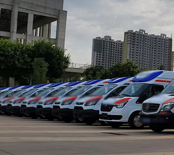 马尔康市服务车队展示